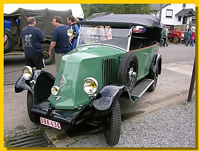 Renault_6